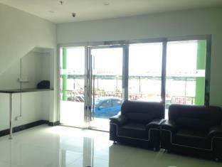 Hotel Zamburger Nur Ramadhan - Previously G Home Hotel コタバル エクステリア 写真